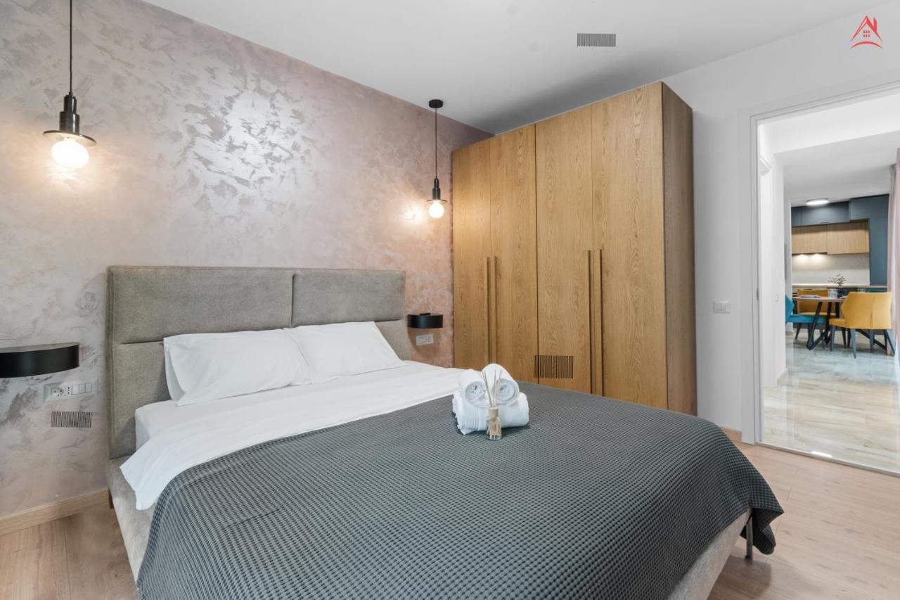 Apartament Opera Residence - Cismigiu, Eroilor, Free Private Parking Bucureşti Eksteriør bilde