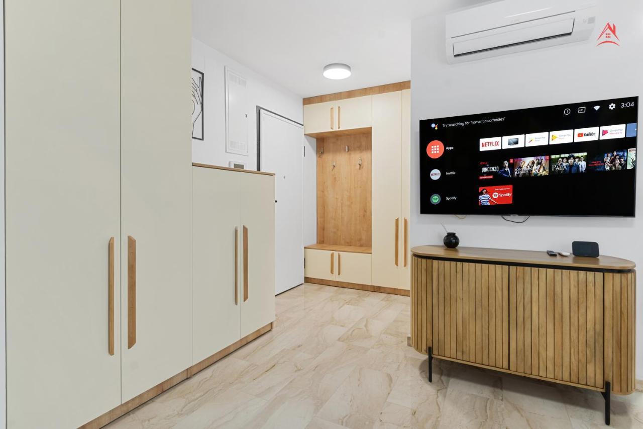 Apartament Opera Residence - Cismigiu, Eroilor, Free Private Parking Bucureşti Eksteriør bilde
